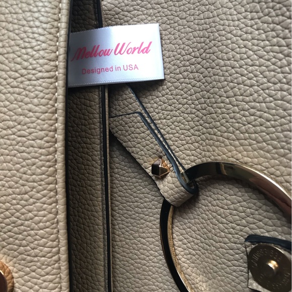 Mellow World crossbody purse vegan leather. - Picture 9 of 11